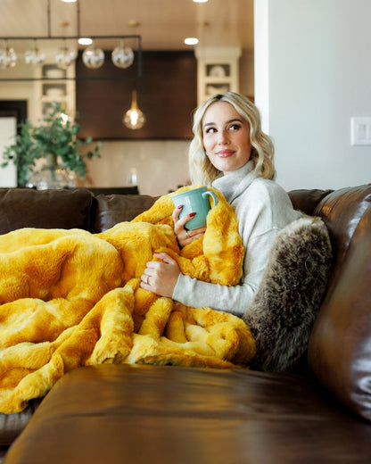 Luxury Blanket JulesRoche Plush Yellow Softness Premium Cloud Amber