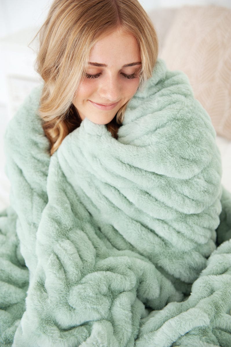 Fluffy Blanket JulesRoche Soft Warm Hugs Mist