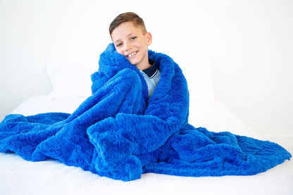 Feathers Dazzline Blue Throw Blanket JulesRoche Vibrant Comfort