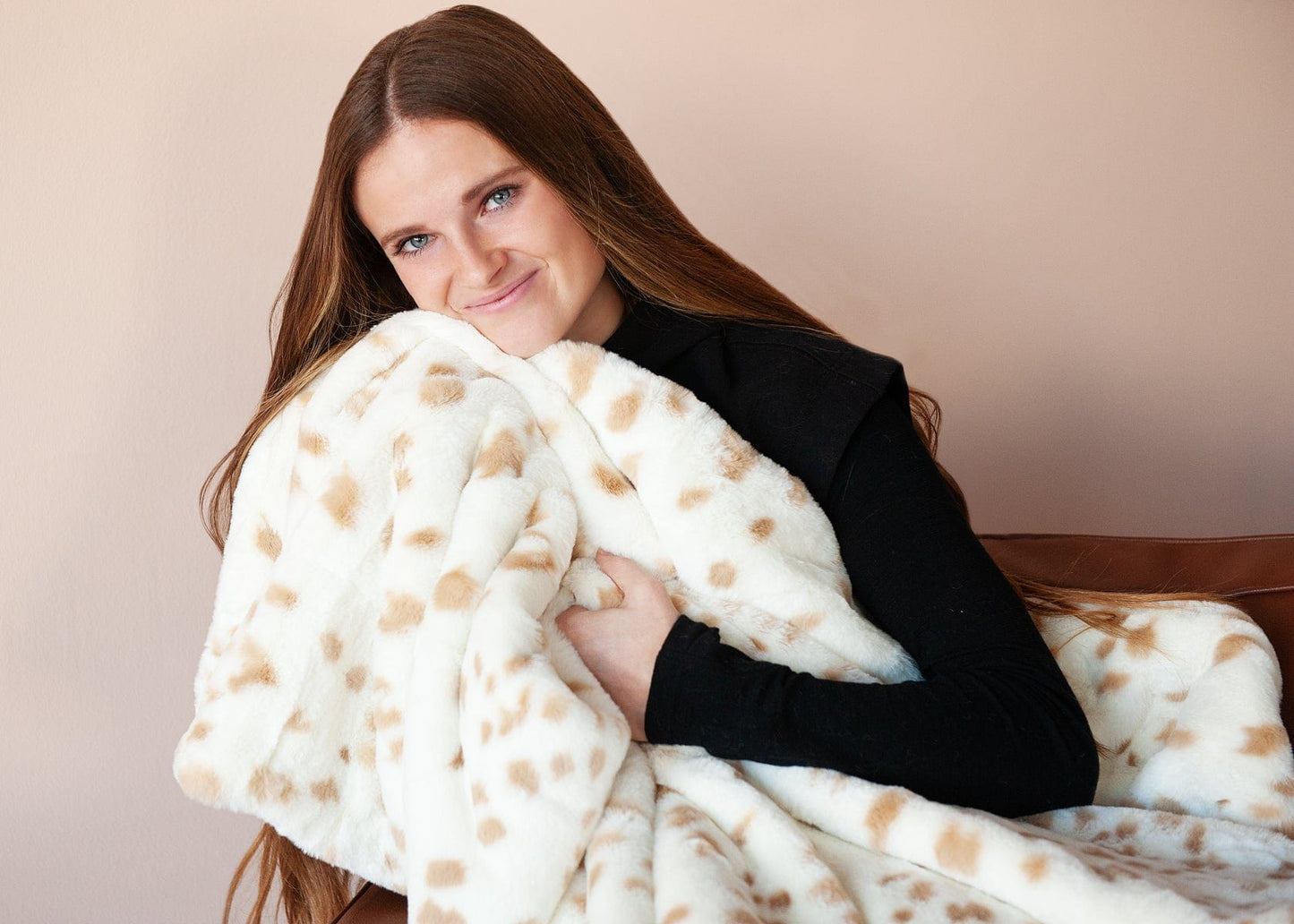 Faux Fur Luxury Blanket JulesRoche Fawn Pattern