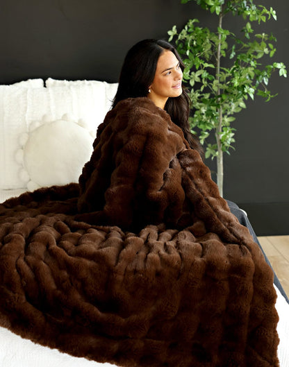 Luxury Blanket JulesRoche Ultra-Plush Bubble Texture Throw