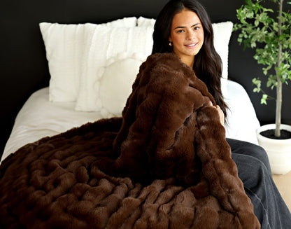 Luxury Blanket JulesRoche Ultra-Plush Bubble Texture Throw