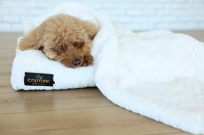 Luxurious Cream Honeycomb Pet Blanket JulesRoche