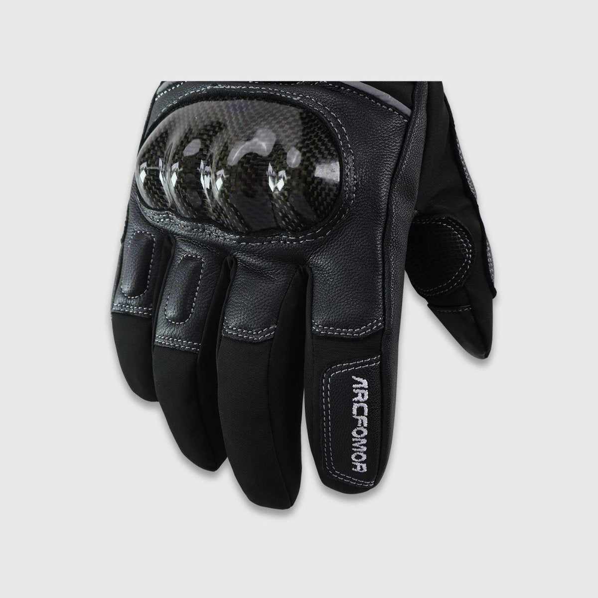 Heated Gloves - Knob Closure for Reliable Warmth in Cold Weather Julesroches