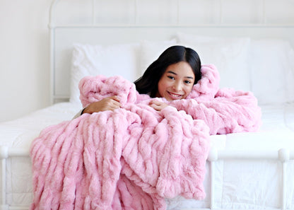 Pink Blanket JulesRoche Cozy Soft Stretchy Material