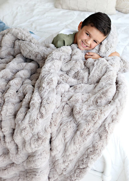 Cozy Blanket JulesRoche Ultra Sorbet Silver Cloud Thick Silky