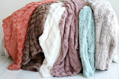 Luxury Blanket JulesRoche Silky Mauve Ultra Sorbet