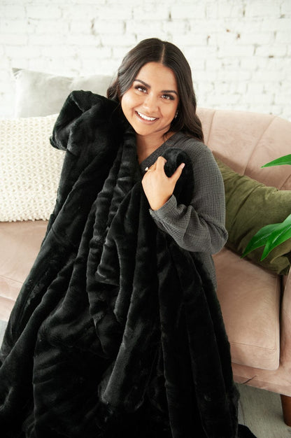 Soft Blanket JulesRoche Black Onyx Ultra-Warm Luxury