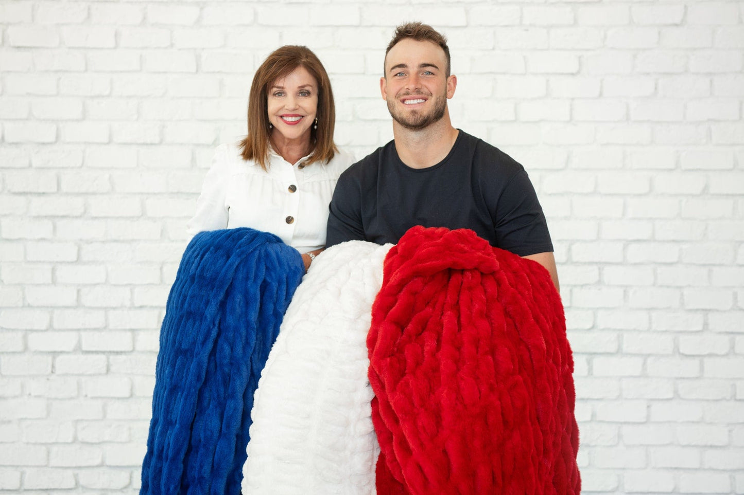 Football Blanket JulesRoche Stretchy Red Cozy Collection