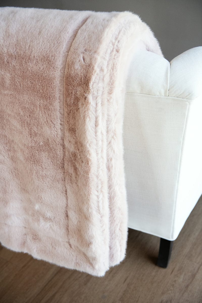 Luxury Blanket JulesRoche Plush Cozy Extreme Sand