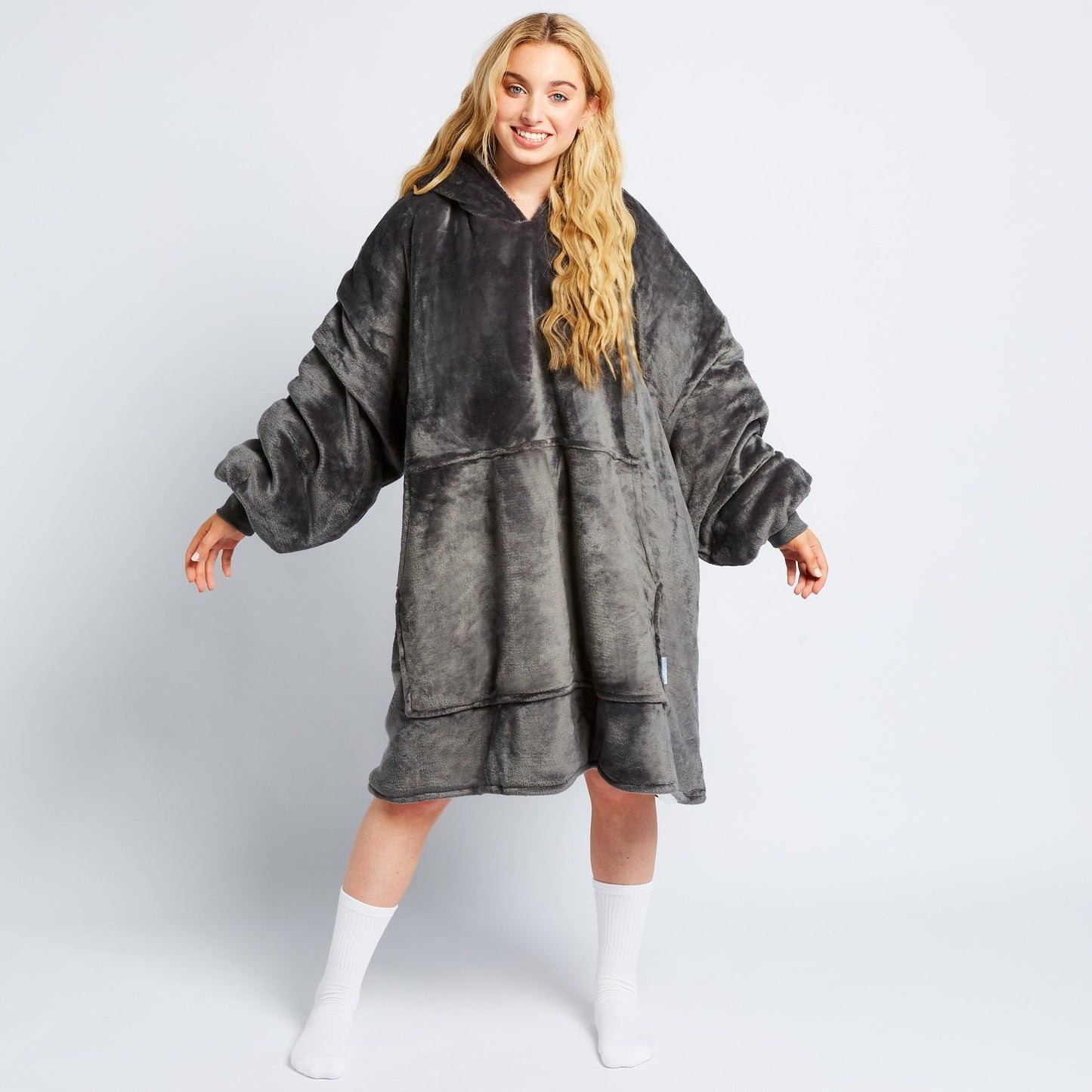 Oversized Hoodie JulesRoche Large Sherpa Fleece Blanket Hoodie Model