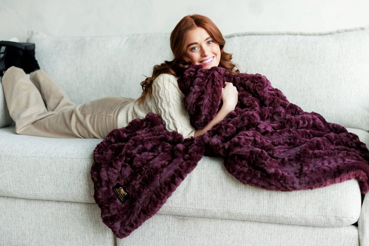 Luxury Blanket JulesRoche Plush Plum Soft Blanket