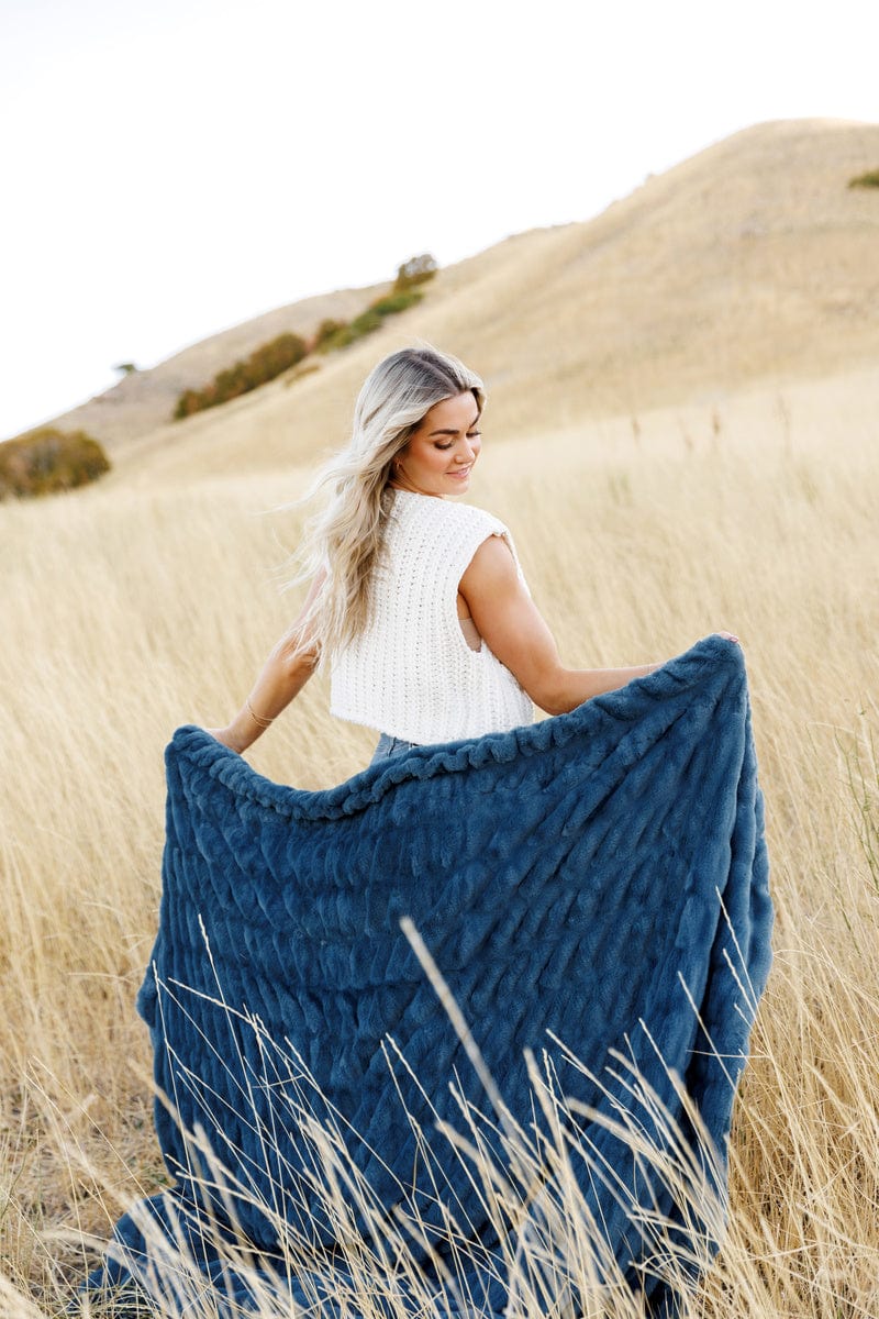 Luxury Minky Blanket JulesRoche Soft Warm Cozy Blanket